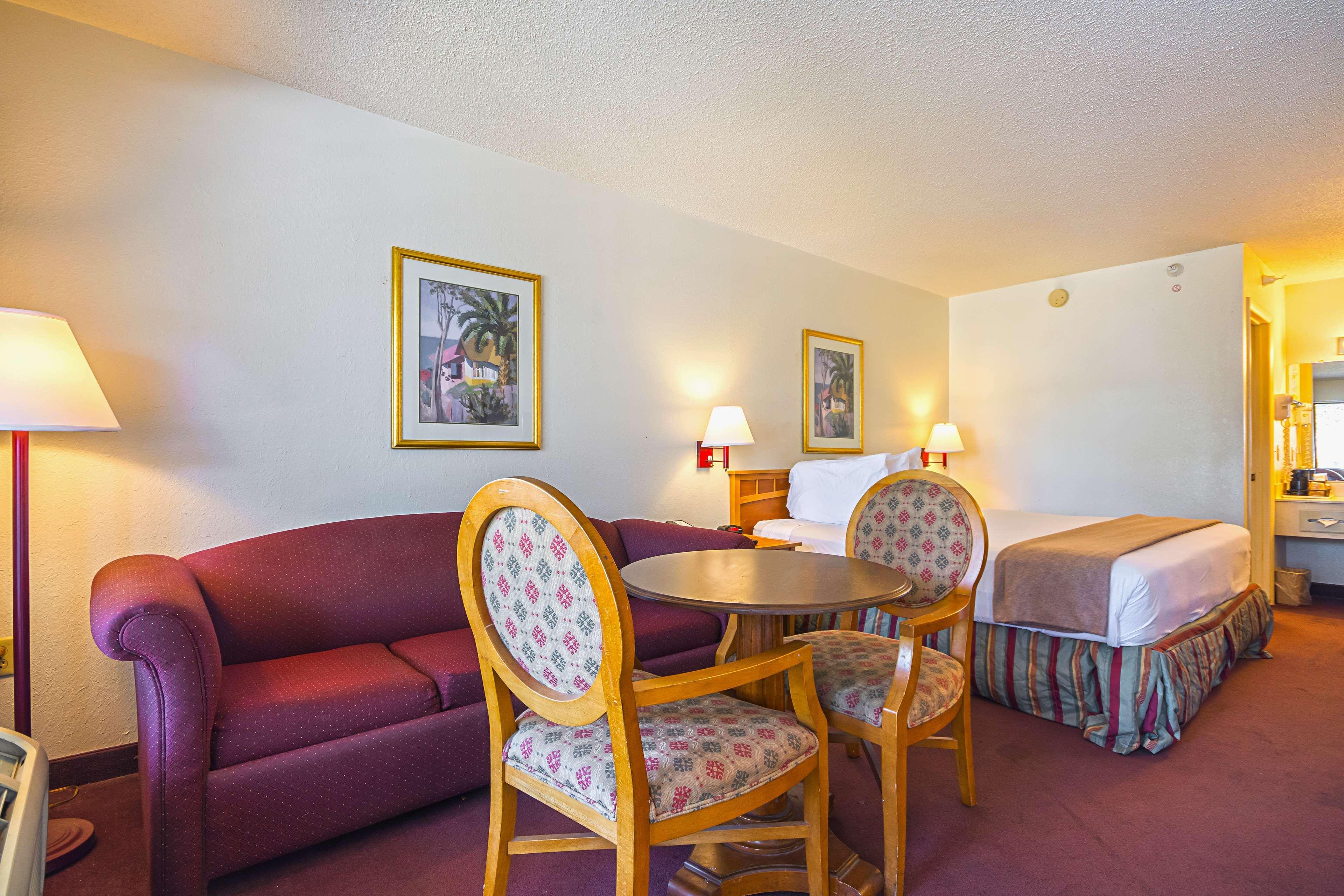 Americas Best Value Inn & Suites Мельбурн Экстерьер фото