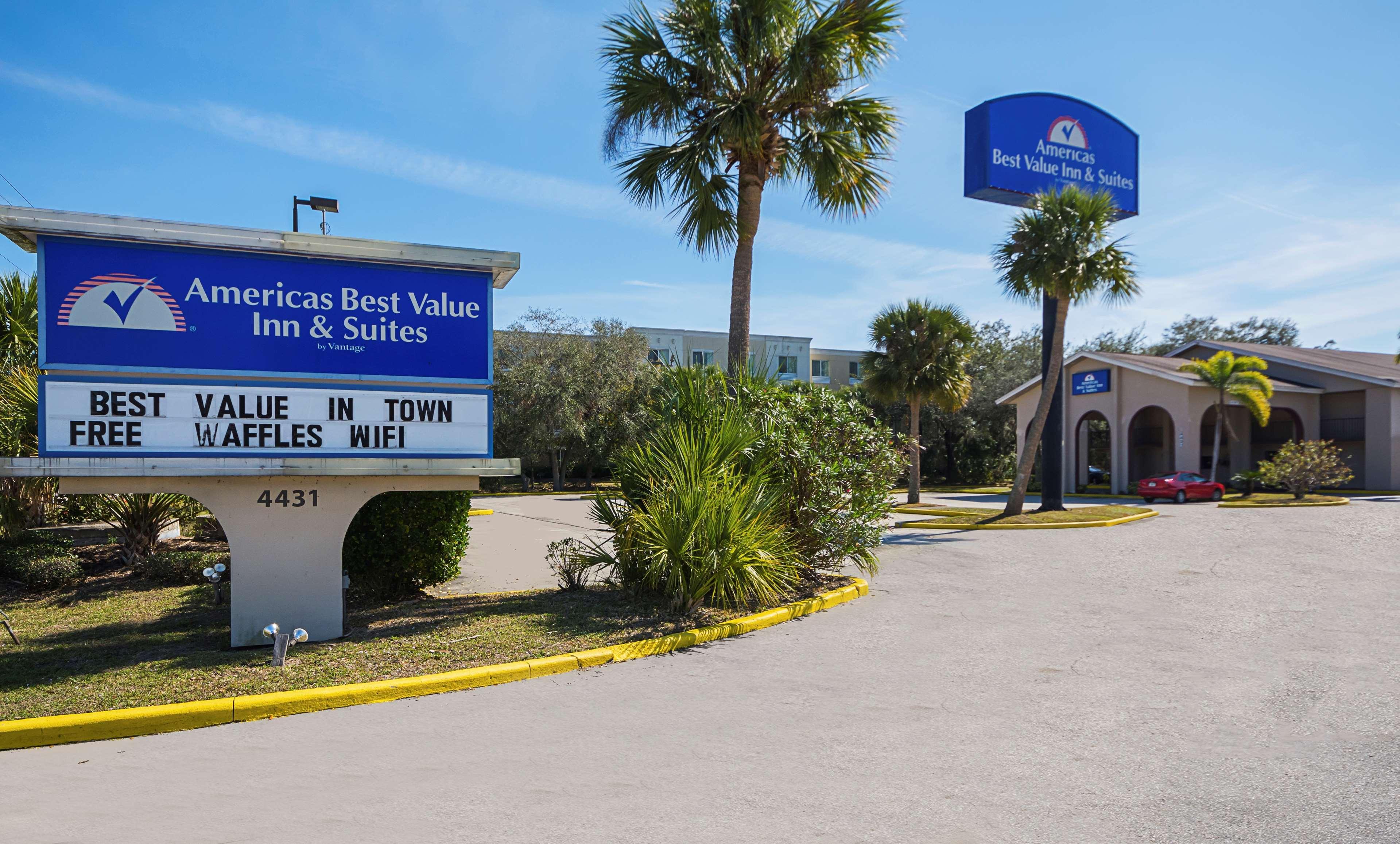 Americas Best Value Inn & Suites Мельбурн Экстерьер фото