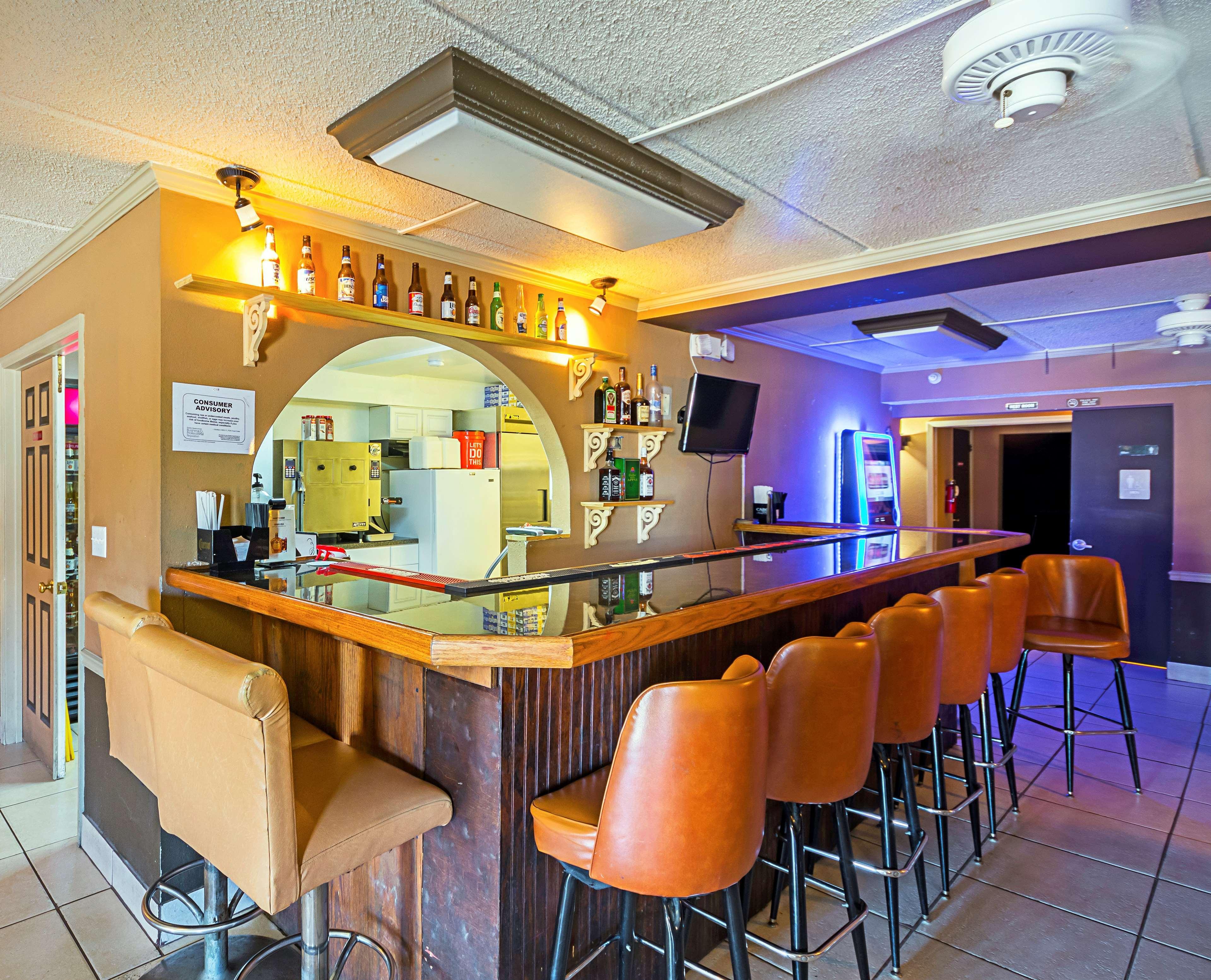 Americas Best Value Inn & Suites Мельбурн Экстерьер фото